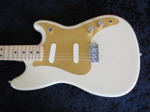 Fender Squire 1950's Duo-Sonic ( Reissue )